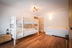 Ferienwohnung SI-3, Leiterli Simmengüetlistrasse 3 Lenk im Simmental - Schlafzimmer