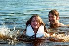  (4) Schwarzes Sommerhaus in Schweden am See mit Sauna und Boot Smaland - 