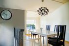  (1) Graues Sommerhaus in Schweden am See mit Boot Smaland - 