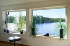  (1) Graues Sommerhaus in Schweden am See mit Boot Smaland - 