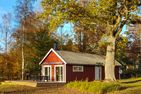  (14) Villa Kunterbunt am See in Schweden - 2 Häuser in einem Paket Smaland - Die ausgebaute Scheune mit Terrasse