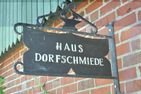 Haus Dorfschmiede Whg. Seestern Alkersum - Fassade / Eingang