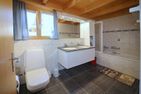 Ferienwohnung HO-24 Hohliebestrasse 24 Lenk im Simmental - Badezimmer