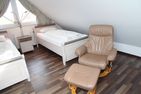  Doris Greetsiel/Krummhörn - Schlafzimmer