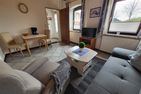 Haus Dorfschmiede Whg. Seehund Alkersum - Wohnzimmer