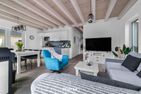  Ferienhaus Nordseeresort49 Hafenliebe Büsum Büsum - Wohnzimmer