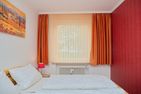 Strandschloss Whg. 3 Grömitz - Schlafzimmer