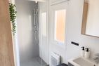  (48) Haus auf Rädern am See mit Sauna, Boot, Bademöglichkeit und Zaun Smaland - 