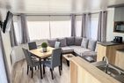  (48) Haus auf Rädern am See mit Sauna, Boot, Bademöglichkeit und Zaun Smaland - 