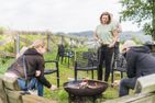 Haus im Glück Haus im Glück links Schmallenberg - Stockbrot backen Hof Köhne