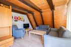Ferienwohnpark Immenstaad am Bodensee Nurdachhaus (Typ 8) NDT 101 Bodensee - Living room