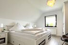 Apartmenthaus Costal Residence FeWo - Coastal Residence 2, mit kleiner Loggia Grömitz - Schlafzimmer