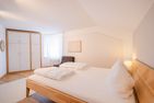 Ferienwohnpark Immenstaad am Bodensee Zwei-Zimmer-Apartment 49/42 Bodensee - Bedroom