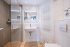 Ferienwohnpark Immenstaad am Bodensee Zwei-Zimmer-Apartment 49/42 Bodensee - Bathroom