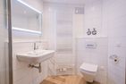 Ferienwohnpark Immenstaad am Bodensee Zwei-Zimmer-Apartment 49/42 Bodensee - Bathroom