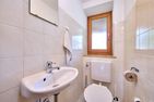  UrSprung Garmisch-Partenkirchen - Guest WC
