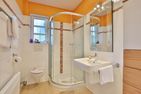 Ferienhaus Ostseeferien bei Bella Ferienhaus Ostseeferien bei Bella Appartement 1 Klingberg - Badezimmer