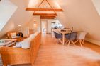  Ferienwohnung Alkoven Wyk auf Föhr - Wohnzimmer