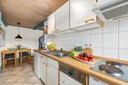  Ferienwohnung Dornröschen II Steinbergkirche Geltinger Bucht - Küche / Küchenzeile