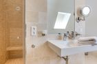  White Pearl OG Westerland - Badezimmer