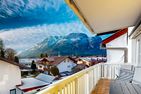  Ferienwohnung Alberta Garmisch-Partenkirchen - Blick auf Sehenswürdigkeit