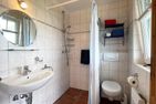  Ferienhaushälfte Fenja Nordfriesland - Badezimmer