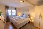  Ferienhaus Klötzlehuus Krummhörn - Schlafzimmer