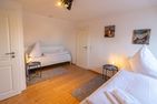  Ferienhaus Klötzlehuus Krummhörn - Schlafzimmer