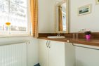 Käptn's nie Hus Kapitänshus - Hus in Luv Born auf dem Darß - Badezimmer