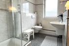  Ferienwohnung "Traumblick" mit Dachterrasse 350 m zum Strand Scharbeutz - Badezimmer