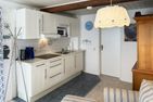 Hüs Sanskiin Ferienwohnung *Aawerkant* Süddorf auf Amrum - Küche / Küchenzeile