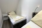  Ferienwohnung Herrenkoog im Reetdachhaus Bongsiel Dagebüll - Schlafzimmer
