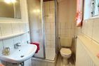  Ferienhaus Bellos Ferienbungalow Nordfriesland - Badezimmer
