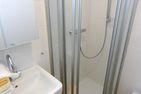 Haus *Südspitze 17* Ferienwohnung *Alpenstrandläufer* Wittdün auf Amrum - Badezimmer in der Ferienwohnung Alpenstrandläufer in Wittdün auf Amrum
