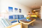 Ferienwohnpark Immenstaad am Bodensee Zwei-Zimmer-Apartment 49/45 Bodensee - Living room
