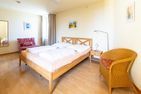 Ferienwohnpark Immenstaad am Bodensee Zwei-Zimmer-Apartment 51/13 Bodensee - Bedroom