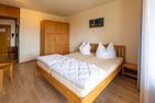 Ferienwohnpark Immenstaad am Bodensee Zwei-Zimmer-Apartment 53/23 Bodensee - Bedroom