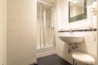 Ferienwohnpark Immenstaad am Bodensee Zwei-Zimmer-Apartment 55/12 Bodensee - Bathroom