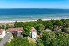  Strandvilla Scholle Boltenhagen - Fassade mit Hauseingang