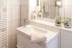  Ferienwohnung West Hasselberg Kappeln/ Schlei - Badezimmer