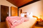 Ferienwohnpark Immenstaad am Bodensee Satteldachhaus (Typ 9) SD 45 Bodensee - Schlafzimmer