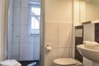  Stadtwohnung 6 Wyk auf Föhr - Die Dusche im Badezimmer ist bodengleich.