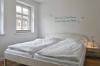  Stadtwohnung 7 Wyk auf Föhr - Dieses Schlafzimmer befindet sich im 1. OG. An dieses grenzt das Bad en Suite.