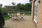  Jettes Hus Midlum - Die Terrassenmöbel stehen Ihnen während Ihres Aufenthaltes zur Verfügung.