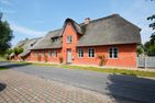  Reethus Dörpsend Haus 2 Midlum - Herzlich willkommen in diesem hochwertigen und erstklassigen Reetdachhaus.