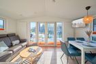 Ostseecamp Ferienhaus "Sunshine Beach" (130) mit eingezäuntem Grundstück Scharbeutz - Wohnzimmer