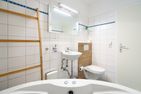  Ferienhaus Seeweg Wohnung 1 Scharbeutz - Badezimmer