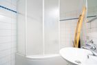  Ferienhaus Seeweg Wohnung 1 Scharbeutz - Badezimmer