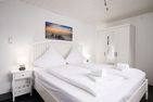  Ferienwohnung Deich und Meer in Stein Marina Wendtorf - Schlafzimmer