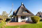  Ferienhaus Seeadler 49 Fuhlendorf - Gartenblick